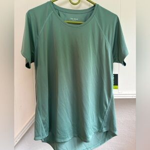 Tek Gear wicking top